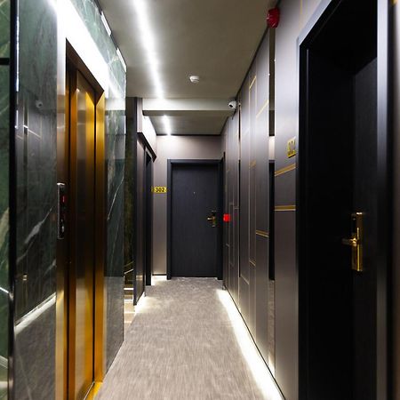 Hotel Opera Pristina Eksteriør billede