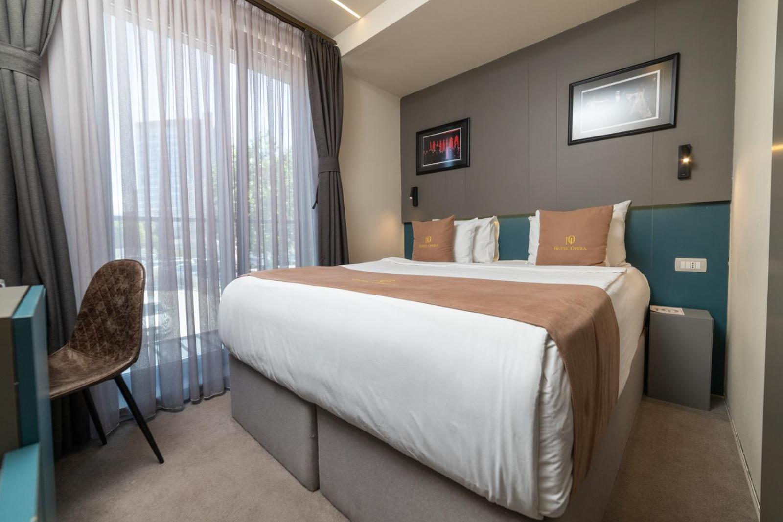 Hotel Opera Pristina Eksteriør billede